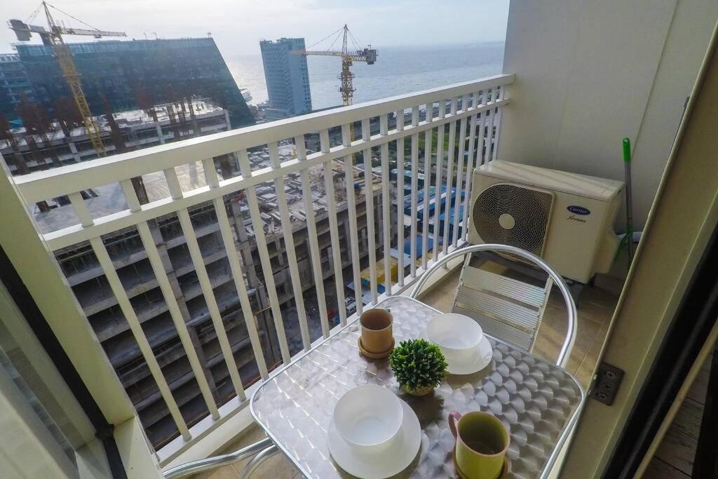 Apartment Shore Residences Tower C, #74 Manila
